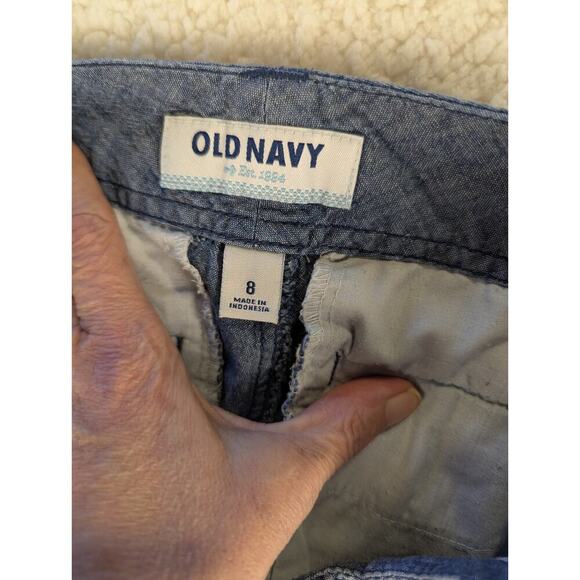 Old Navy 8 Jean Short Shorts Chambray Denim Blue Pockets Women Size 8 II-24 - Picture 7 of 7